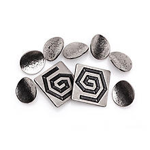 buttinette Set de boutons tendance, 21 - 33 mm, 9 pièces