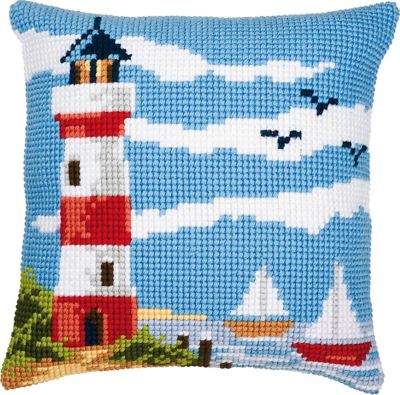 Devant de coussin point de croix "phare et voilier"