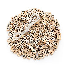 Perles carrées en bois 'alphabet', 8 x 8 x 8 mm, 300 pièces