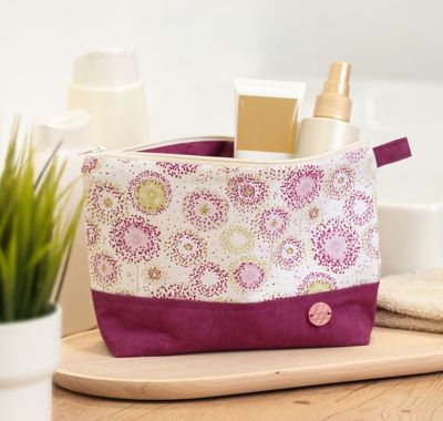 Naaiset 'Etuitje Paardenbloem', wit-multicolor/bes